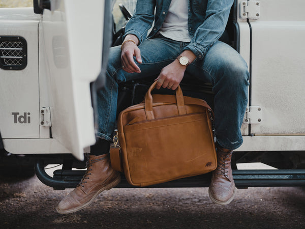 Katmai 16 inch Laptop Case – Kodiak Leather