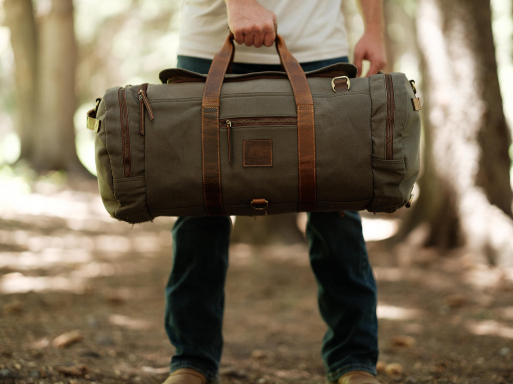 ディーバ シングルヴァージョン 55L Nomad Canvas Duffel – Kodiak Leather