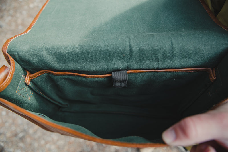 Kodiak Leather Messenger