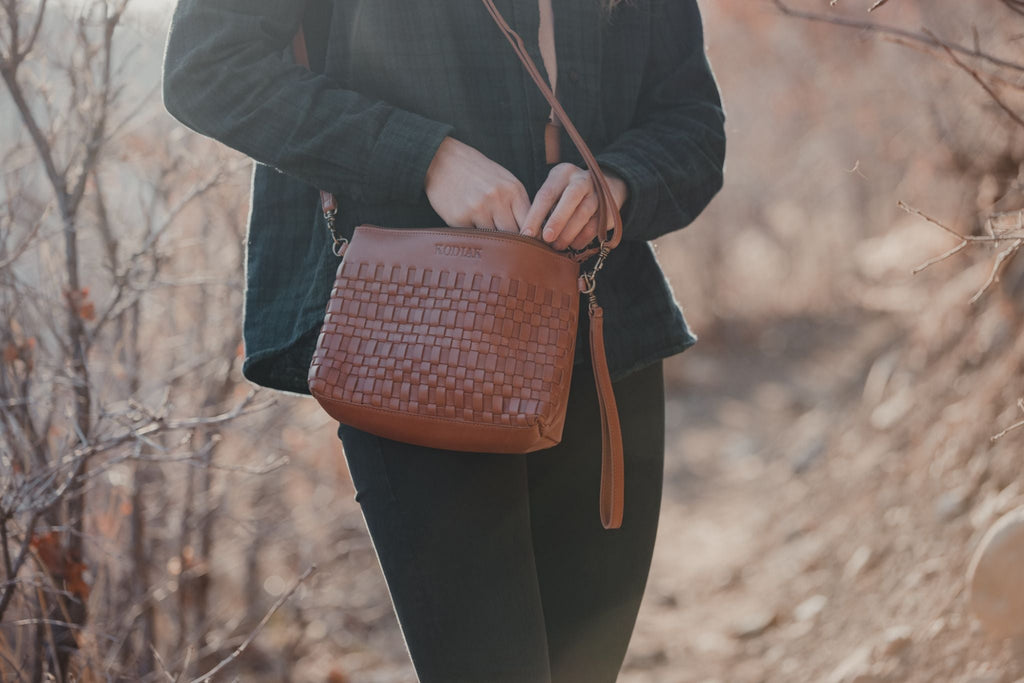 Crossbody Koyuk Purse – Kodiak Leather