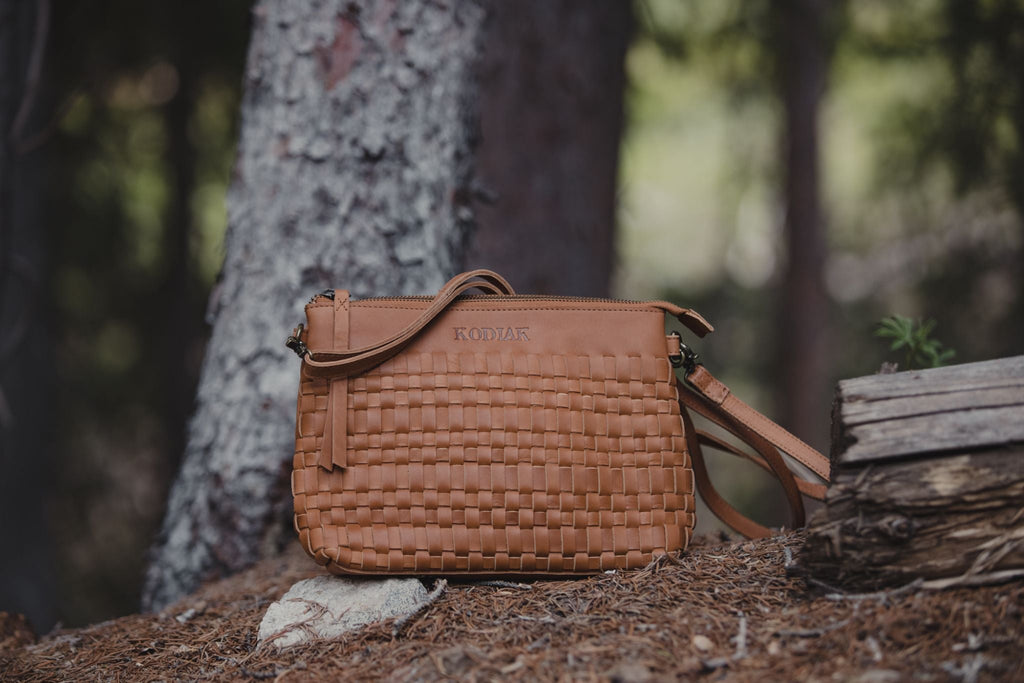 Crossbody Koyuk Purse – Kodiak Leather