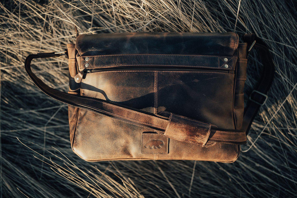 Kasilof Messenger 18 inch XL – Kodiak Leather