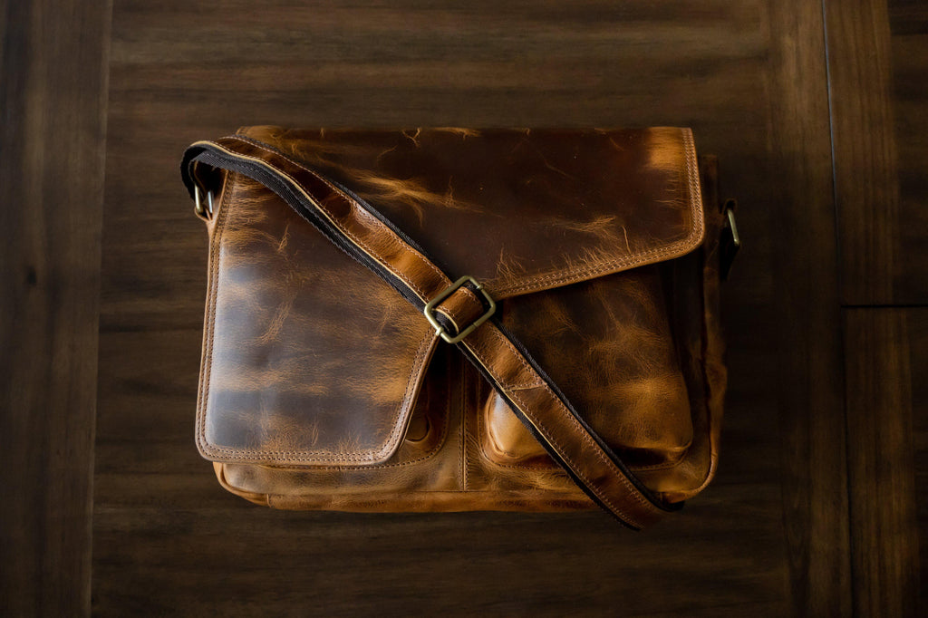 Buffalo Leather Messenger Kodiak Leather