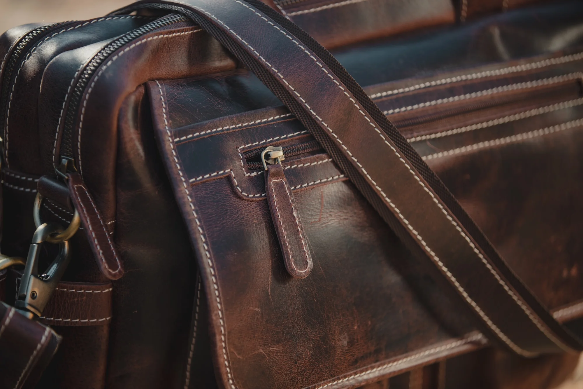 RUGGED LEATHER GOODS BUILT TO LAST
